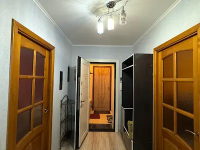 квартира за адресою Верховної Ради бульв., 19
