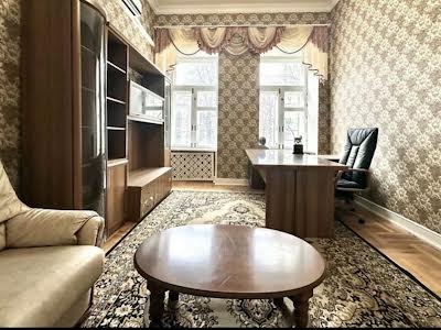 квартира за адресою Київ, Олександра Кониського вул., 30