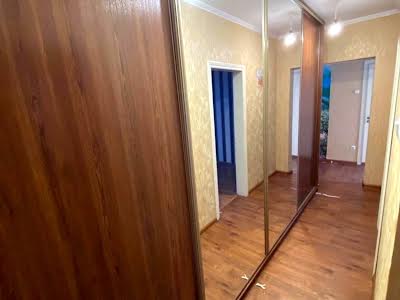 квартира по адресу Драгоманова ул., 1-Б
