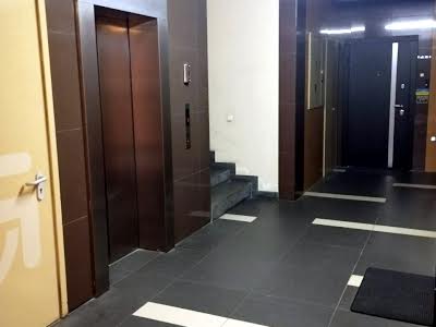 квартира за адресою Регенераторна вул., 4 к7