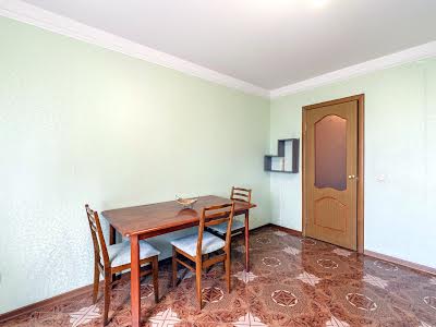 квартира по адресу Дарницкий бульв., 10а