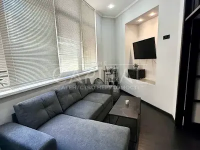 квартира за адресою Шота Руставелі вул., 20