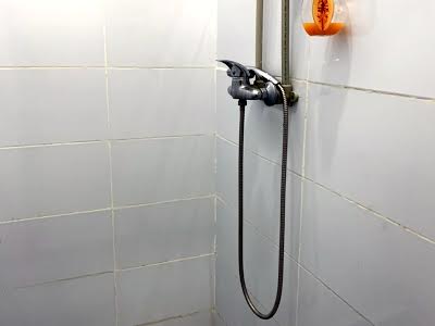 комерційна за адресою Глобинська вул. (Маршала Батицького), 9