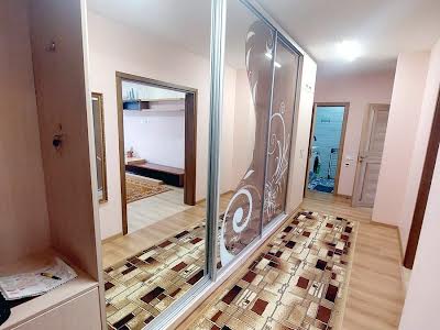 квартира за адресою Київ, Метрологічна вул., 11А