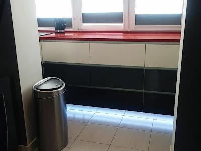 квартира по адресу Героїв Космосу ул., 13