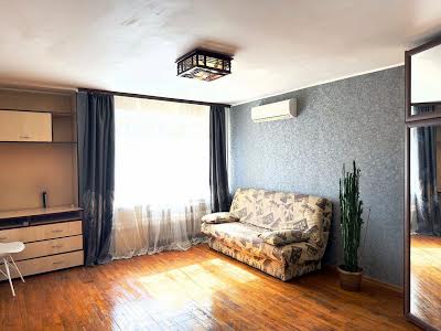квартира за адресою Антоновича вул. (Горького), 122