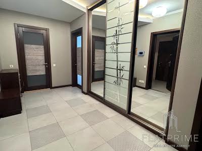 квартира за адресою Срібнокільська вул., 12