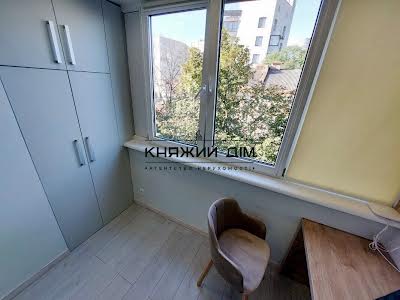 квартира по адресу Бутышев пер. (Андрея Иванова ул.), 17