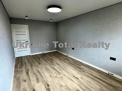 квартира за адресою Мілютенка вул., 42