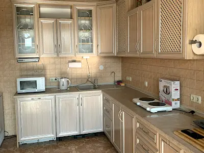 квартира за адресою Анни Ахматової вул., 45