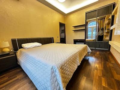 квартира за адресою Дарвіна вул., 8