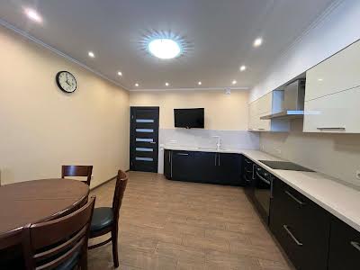 квартира по адресу Елизаветы Чавдар ул., 2