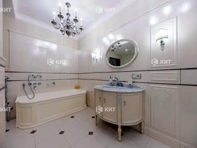 квартира за адресою Римарська вул., 25