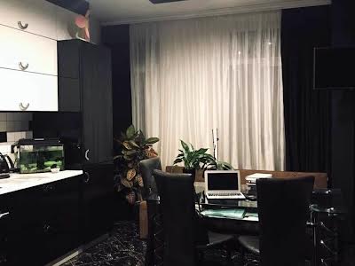 квартира за адресою Регенераторна вул., 4 к1
