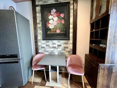 квартира за адресою Квітнева вул., 48
