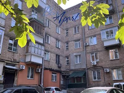 квартира за адресою Лондонська вул. (Пітерська), 7