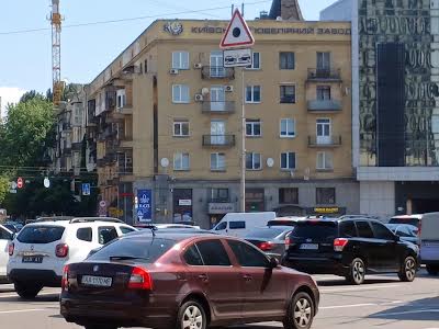 квартира за адресою Олеся Гончара вул., 79