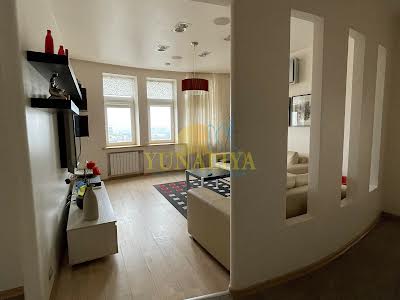 квартира за адресою Панаса Мирного вул., 17