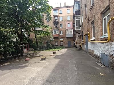 комерційна за адресою Голосіївський просп. (40-річчя Жовтня), 90