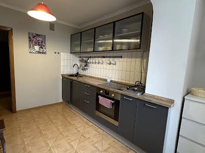 квартира по адресу Драгоманова ул., 5