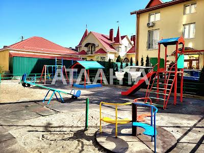 квартира за адресою Машинобудівників вул., 15