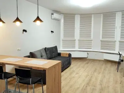 квартира за адресою Новопольова вул., 2