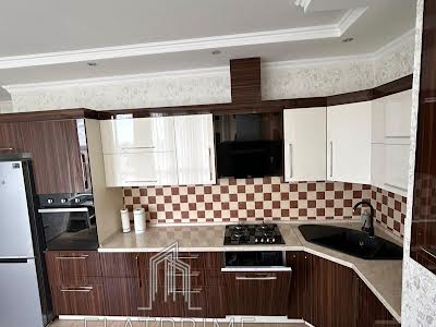 квартира по адресу Киев, Практичная ул., 2