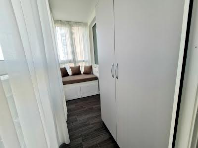 квартира за адресою Метрологічна вул., 56