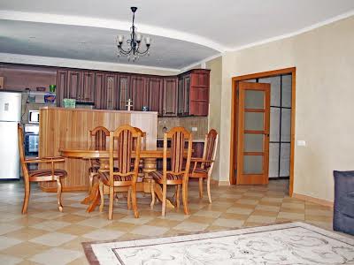 квартира по адресу Львовская ул., 22