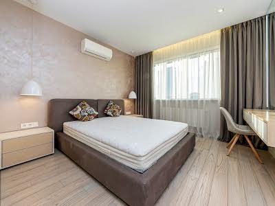 квартира по адресу Оболонский просп., 26