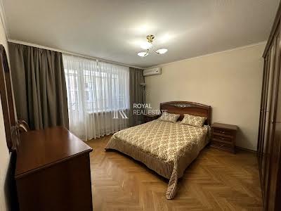 квартира за адресою Олександра Кониського вул., 16