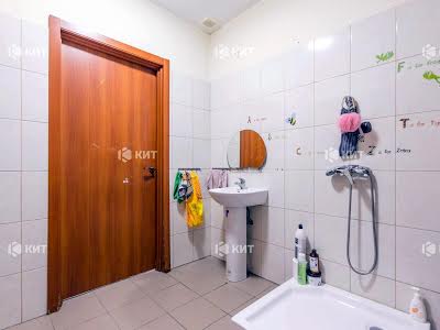 комерційна за адресою Харків, Сухумська вул., 24