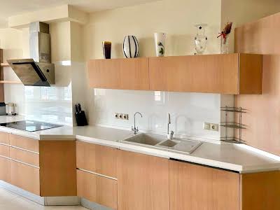 квартира за адресою Київ, Дмитрівська вул., 75