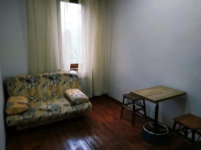квартира за адресою Хорольська вул., 24