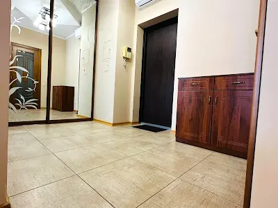 квартира за адресою Київ, Дніпровська набережна вул., 1