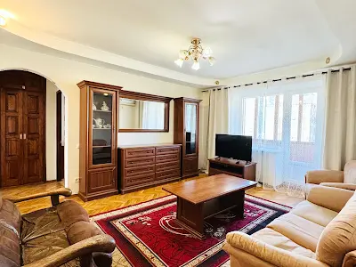 квартира за адресою Велика Васильківська вул. (Червоноармійська), 136