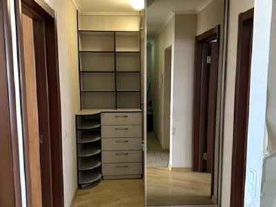 квартира по адресу Героев Днепра ул., 38-Е