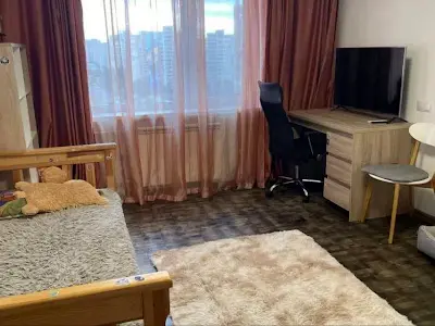квартира за адресою Ревуцького вул., 21