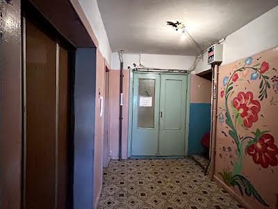 квартира за адресою Героїв Дніпра вул., 38-Е