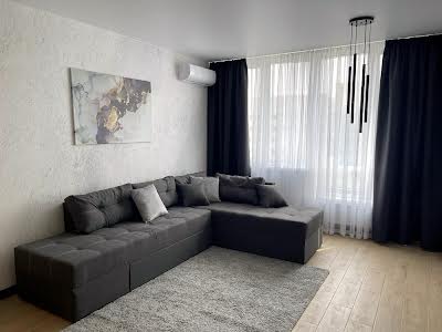 квартира за адресою Михайла Бойчука вул. (Кіквідзе), 41б