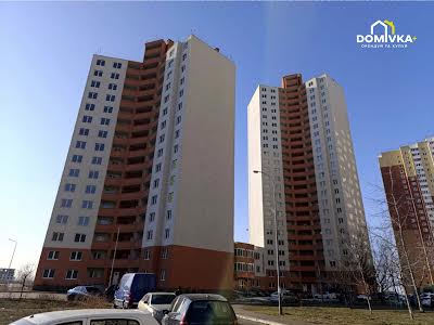 квартира за адресою Милославська вул., 18