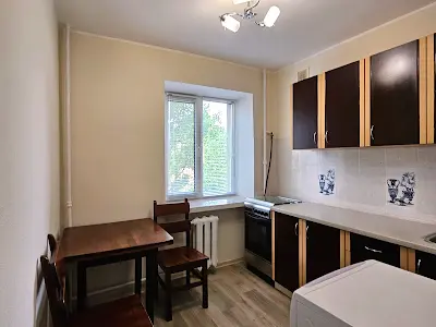 квартира по адресу Строителей ул., 8
