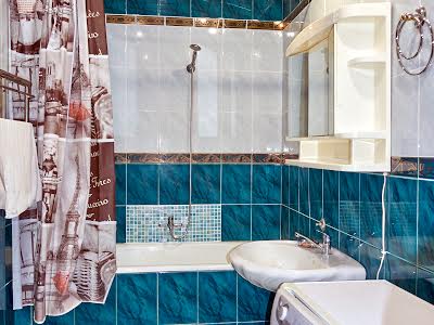 квартира за адресою Ревуцького вул., 42