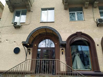 коммерческая по адресу Липская ул., 16