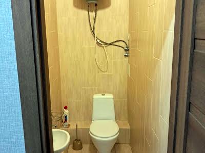 квартира по адресу Ревуцкого ул., 54-Б