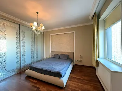 квартира за адресою Євгена Коновальця вул. (Щорса), 32-Б