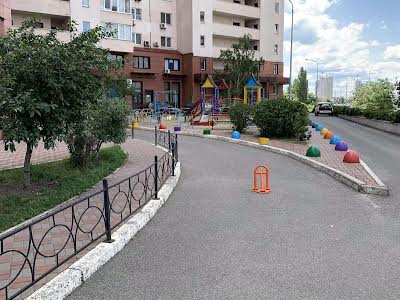 квартира за адресою Олександра Мишуги вул., 14