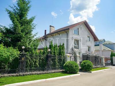 будинок за адресою с. Підгірці, Київська вул.