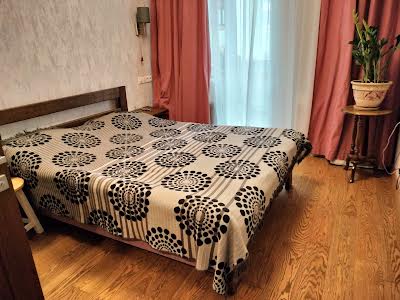 квартира за адресою Дмитрівська вул., 56а
