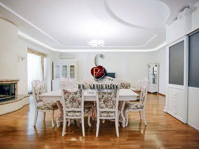квартира по адресу Паторжинского ул., 14